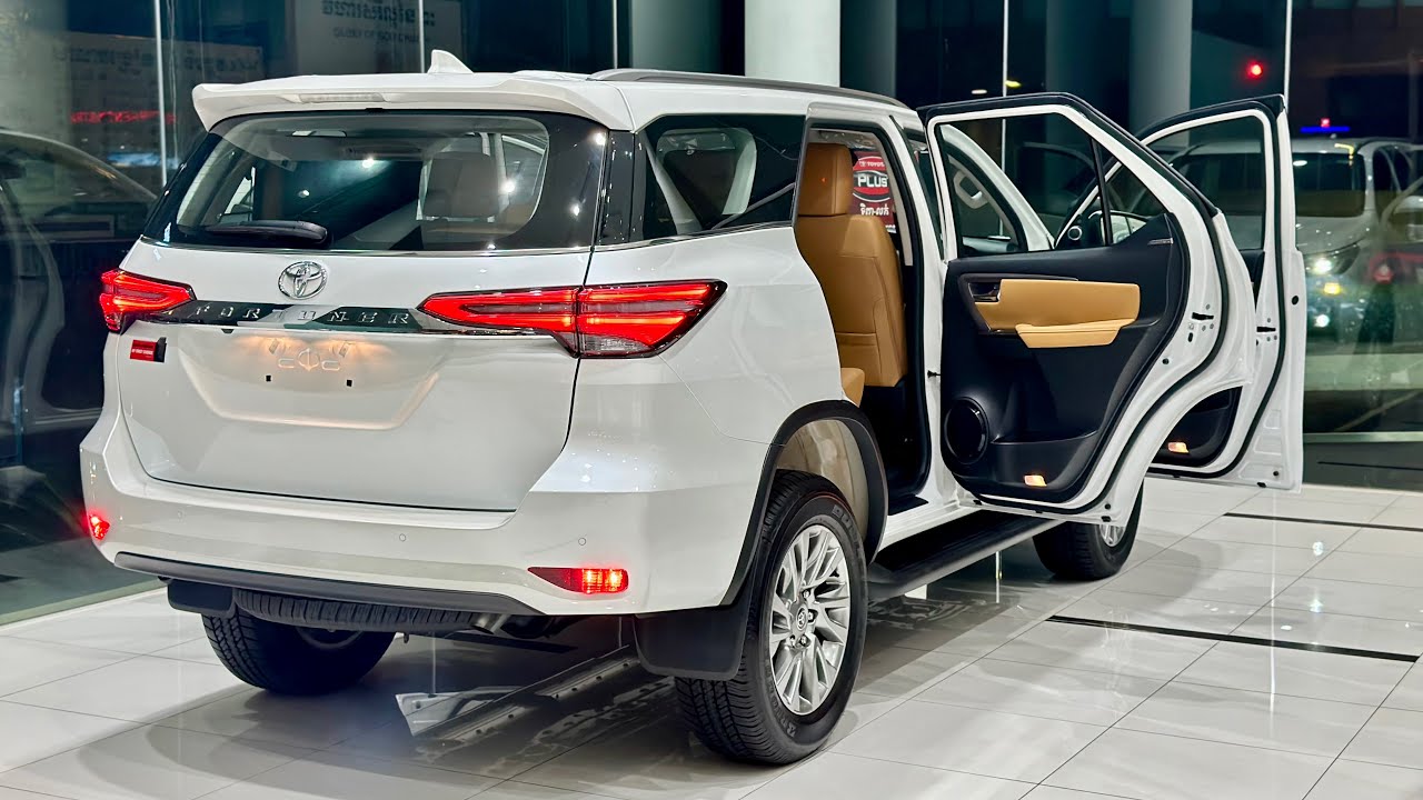 2023 TOYOTA FORTUNER 4x4 SUV - Comfort & Safety SUV | White Color