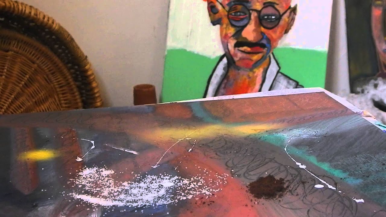 نبذة  مختصرة  تجمع ( صناعة الجيسو + تاسيس اللوحات للرسم + بعض مبادى و تقنيات الفن التشكيلي )