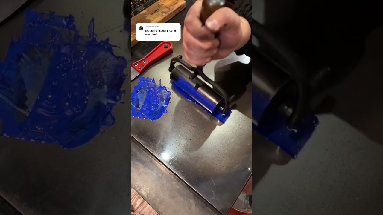 Mixing blue rubber base ink for letterpress printing