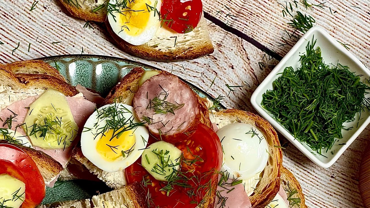 Breakfast Sandwiches (Polish breakfast sandwiches)