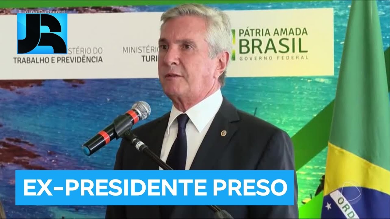 Fernando Collor &eacute; preso no aeroporto de Macei&oacute; por corrup&ccedil;&atilde;o e lavagem de dinheiro