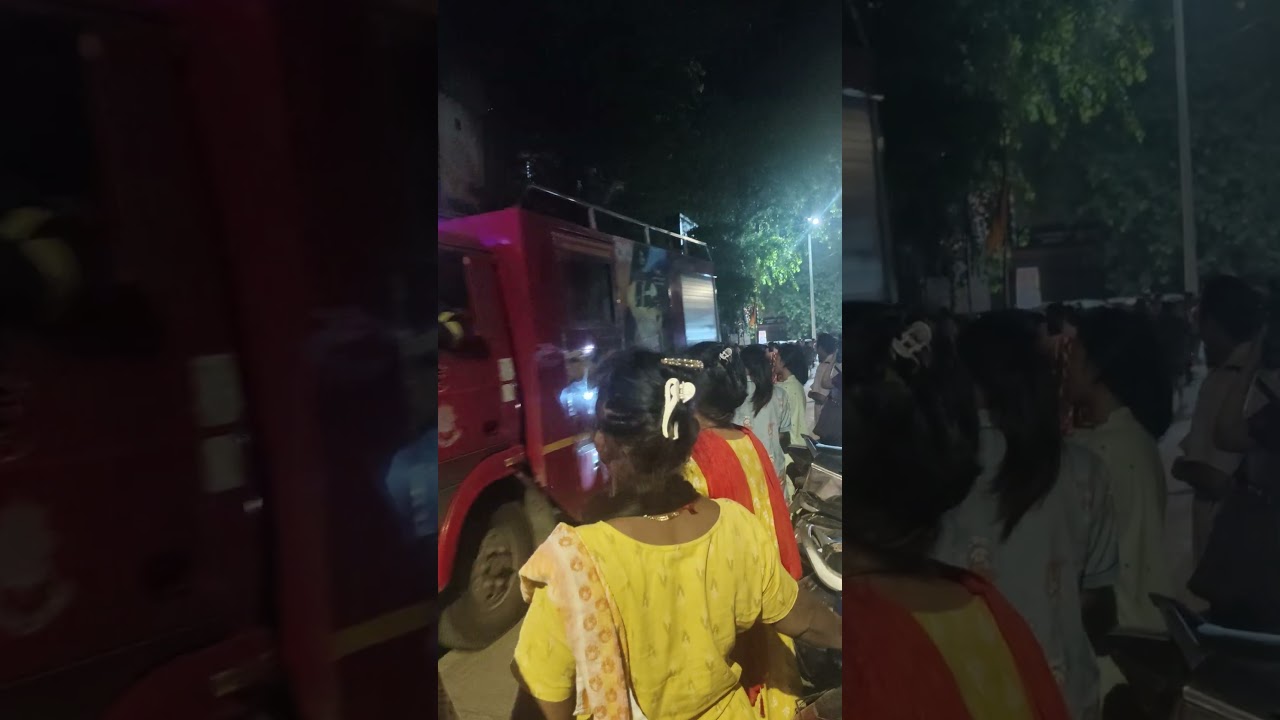 👉 Mumbai Power Cut Vlog ⚡ | Juhu Mein Achanak Blackout, Log Gharon Se Bahar Nikle! 😱 #MumbaiBlackout