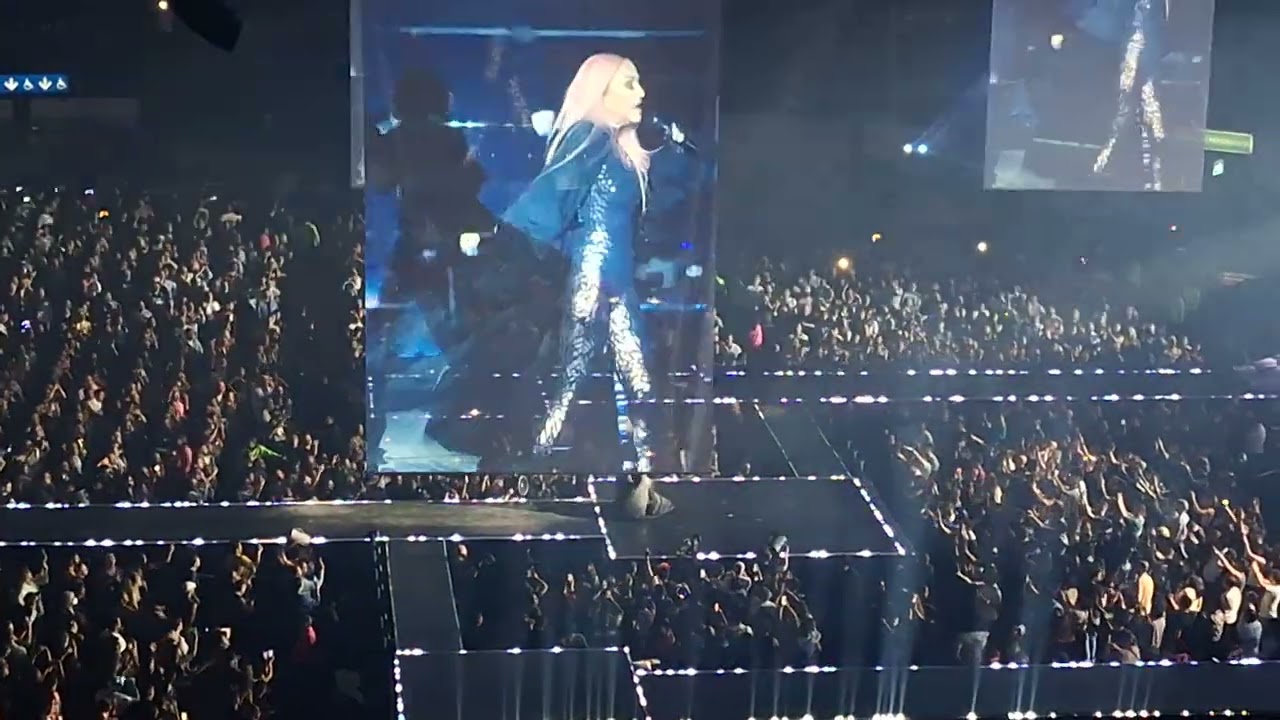 Madonna - Take a bow / Billie Jean + Like a Virgin (Live Palacio de los Deportes, 20 April 2024)