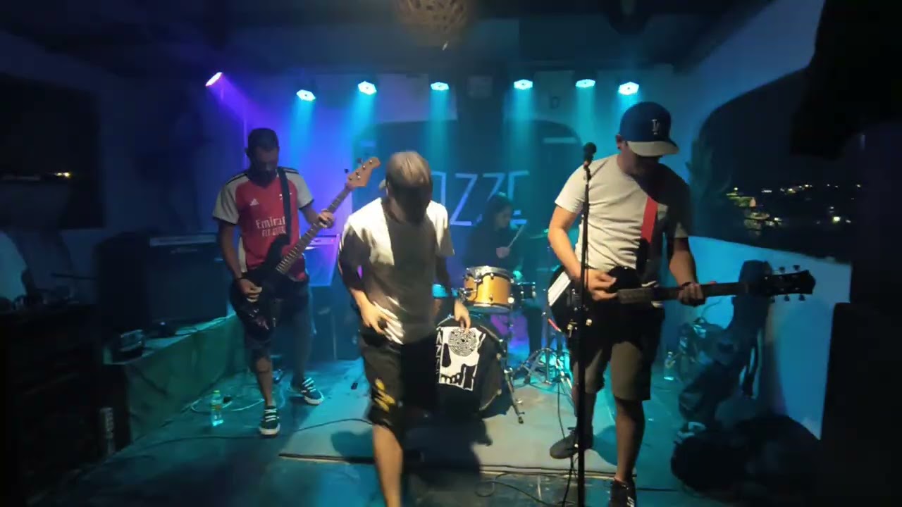 Tocar e protestar - POESIS (2025)