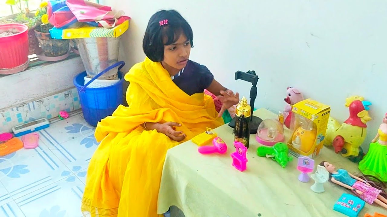লাকিয়া আমার শাড়ি পড়ে একা একা কেমন খেলছে দেখো!mini vlog 