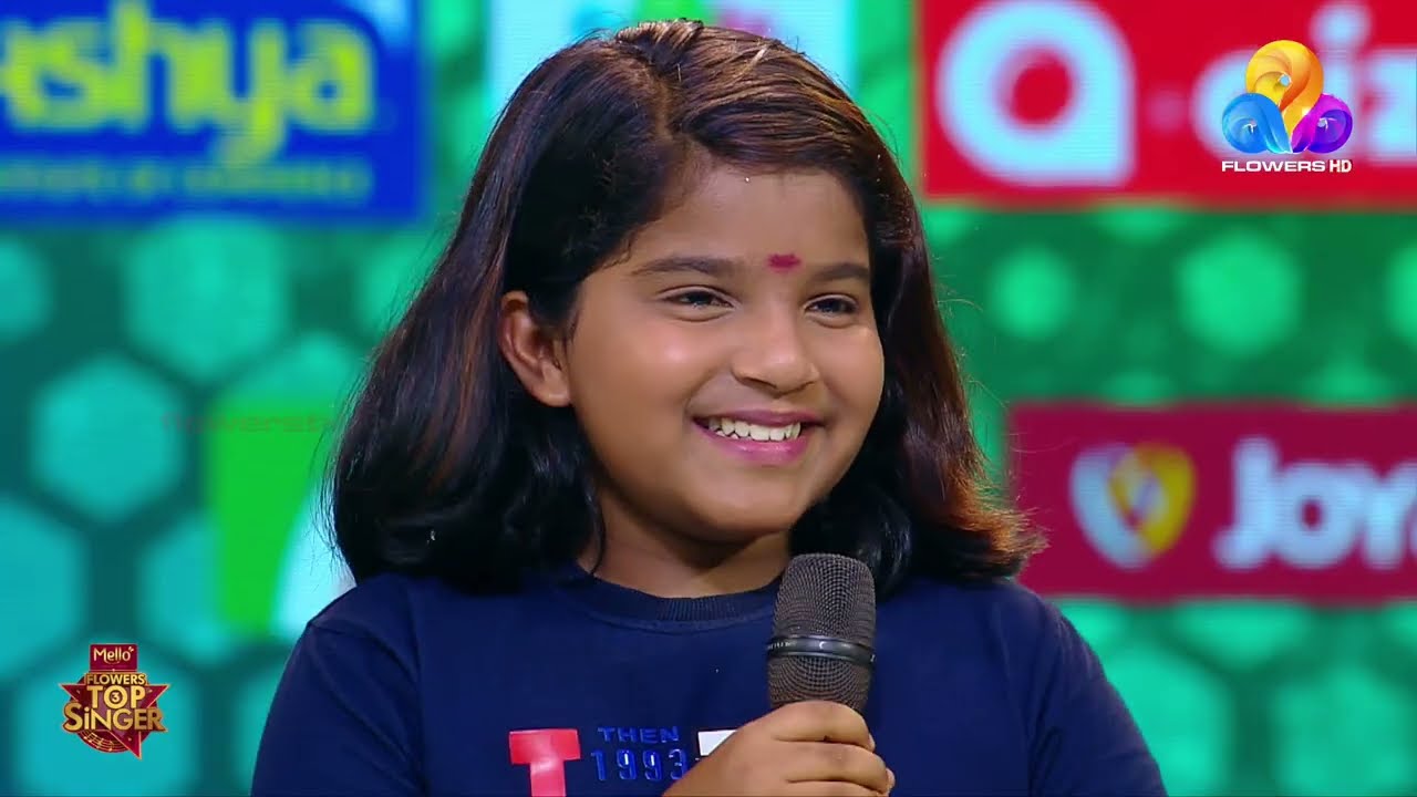 ഗാന വേദിയിൽ ജഡ്ജസിന്റെ സ്നേഹ വാത്സല്യങ്ങൾ ഏറ്റുവാങ്ങി ദേവനാരായണൻ....