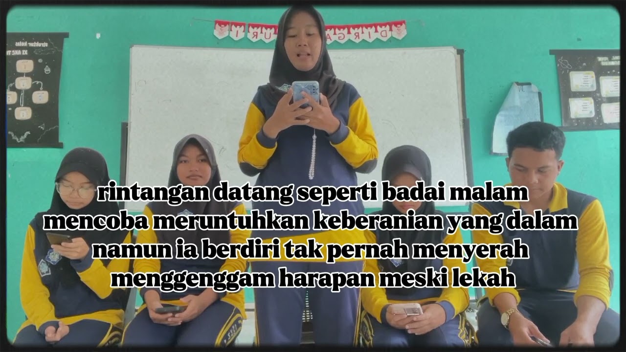 musikalisasi puisi Hatarakibachi karya Awit Radiani & diiringi lagu kembali pulang karya Feby Putri 
