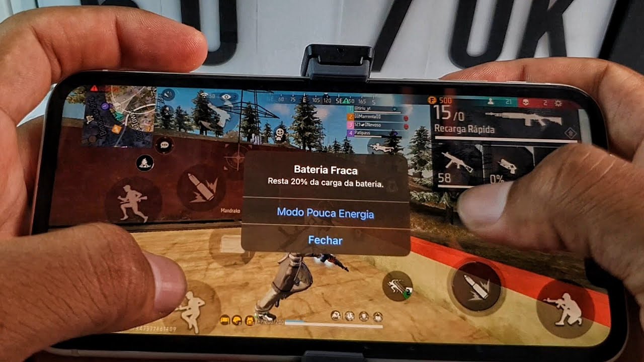 IPHONE 11 TESTE DE BATERIA NO FREE FIRE! 🔋