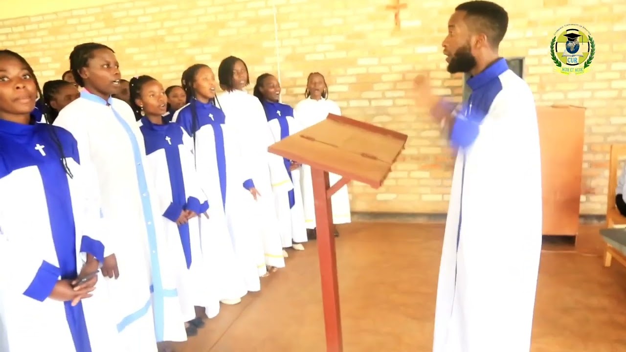 🟢MUBYEYI MWIZA MARIYA performed By Chorale DONUM DEI.
