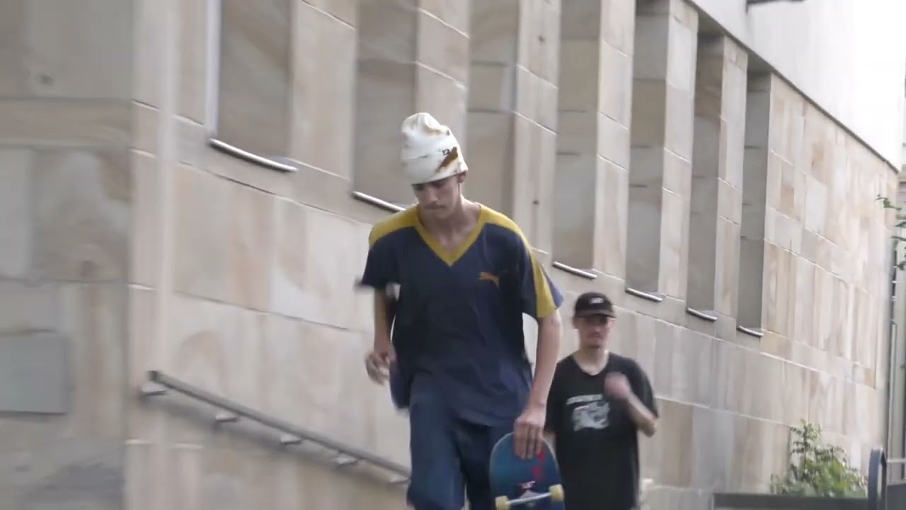 Paderborner junge                                                          Video by Daniel dittmann