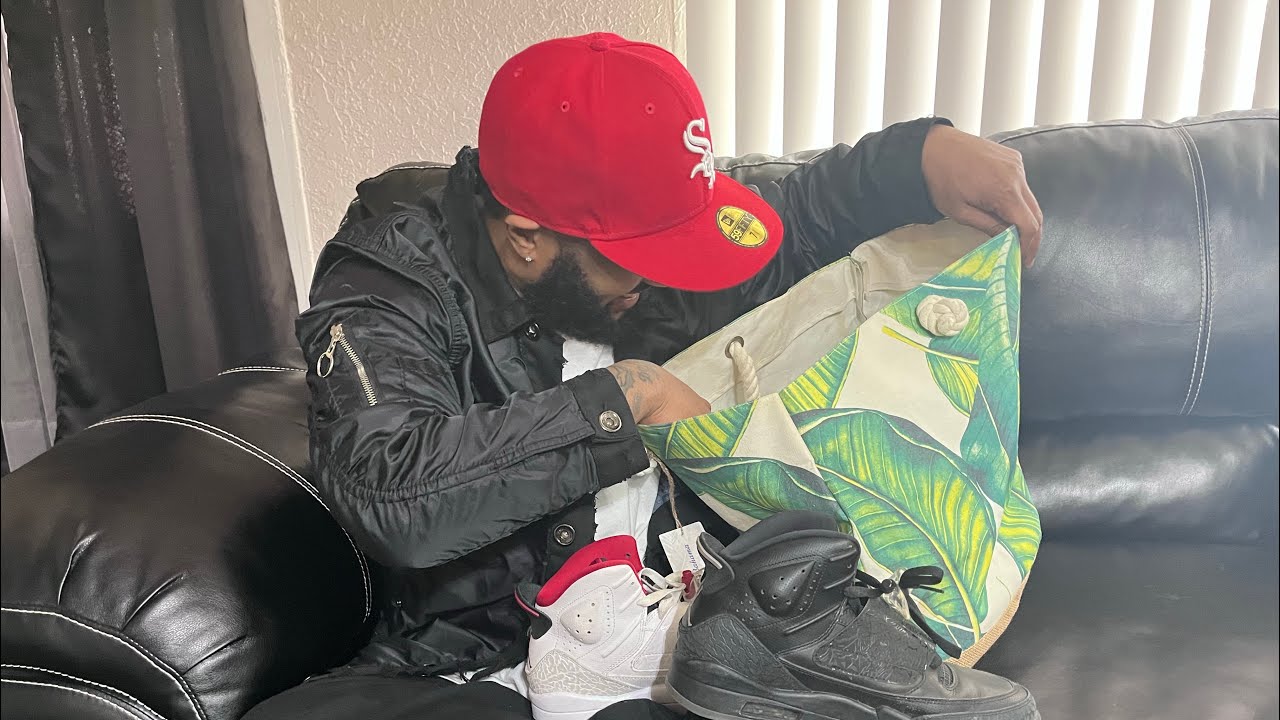 When your friend got the Team Jordan’s