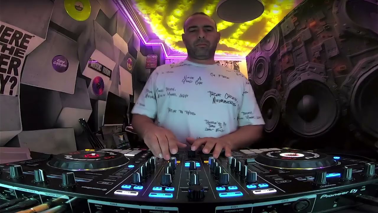 Riki Casado - Sesión golfa de viernes.