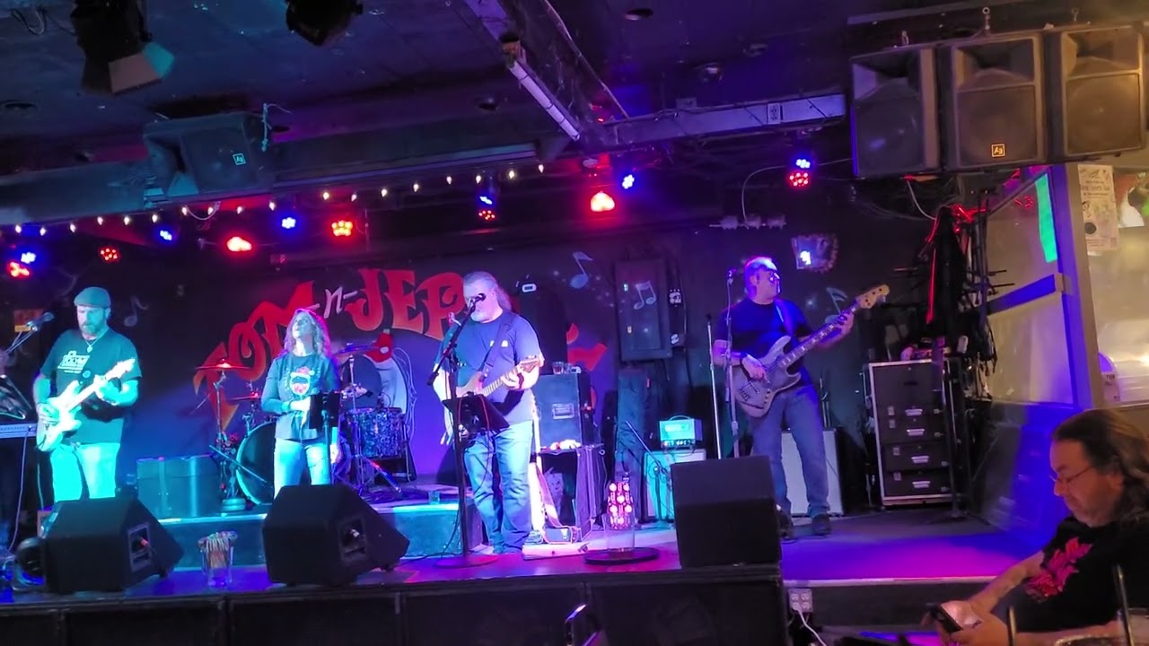 Open Mic w/the Delco Wrecking Crew 