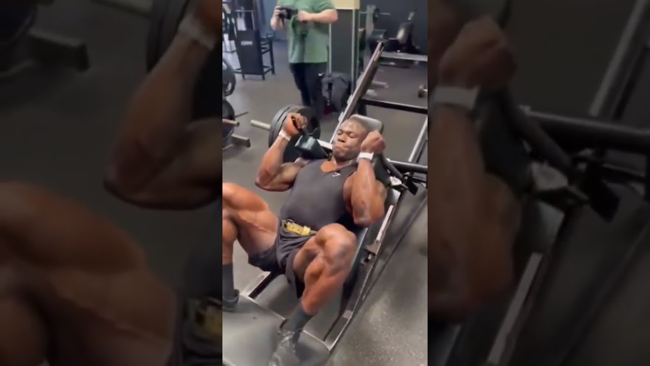 The ultimate leg day finisher!!!!🔥🔥 #charlesglass #godfatherofbodybuilding #bodybuilding #fitness