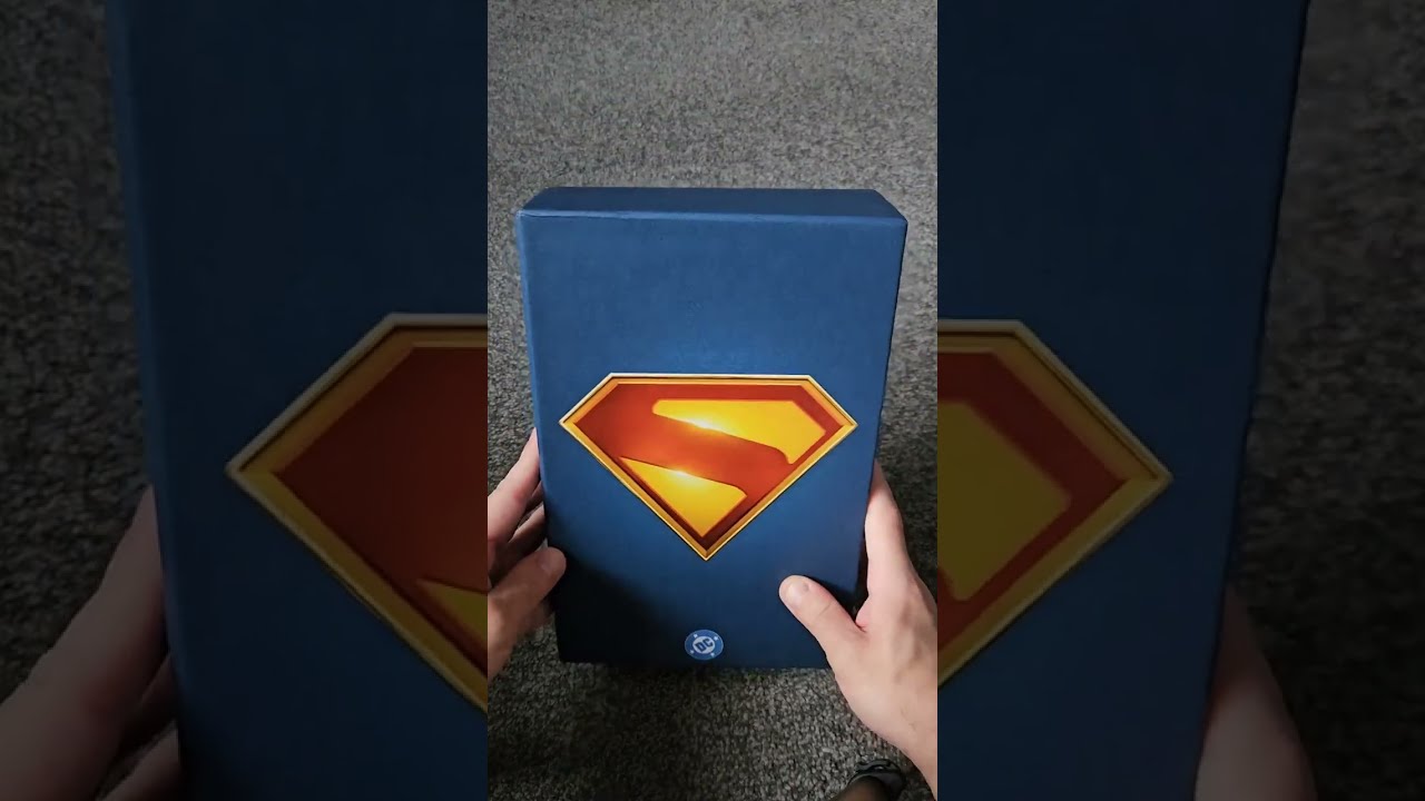 Superman Legacy Graphic Novel Box Set UNBOXING 