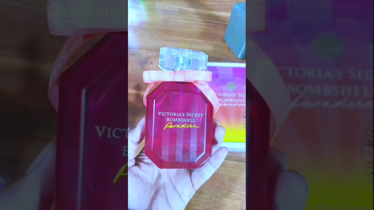 Bombshell Paradise Eau De Parfum #perfume #review