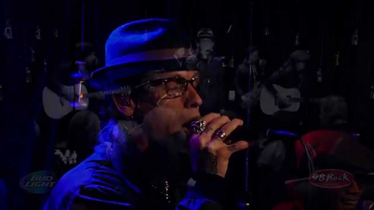 BUCKCHERRY 