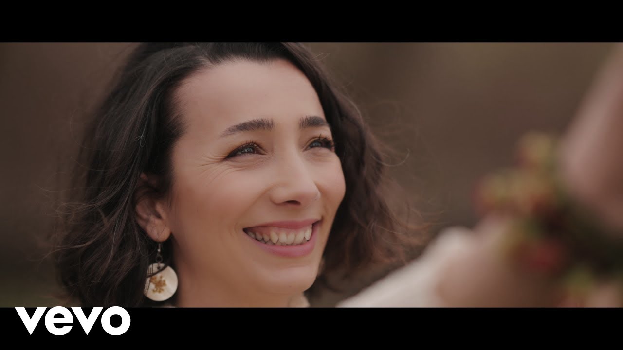 Burcu Yeşilbaş - Gül Solmadan