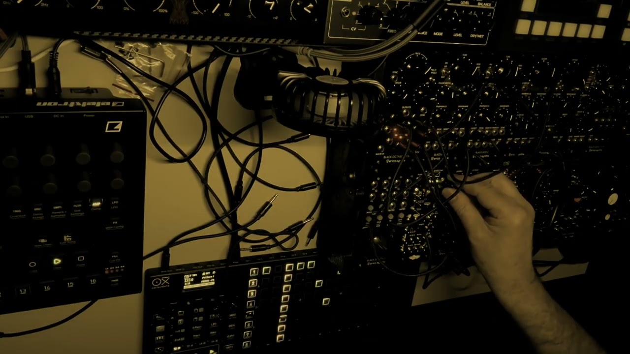 #ericasynths  Black System 3 #elektron   #analogrytm  Rythm MK2