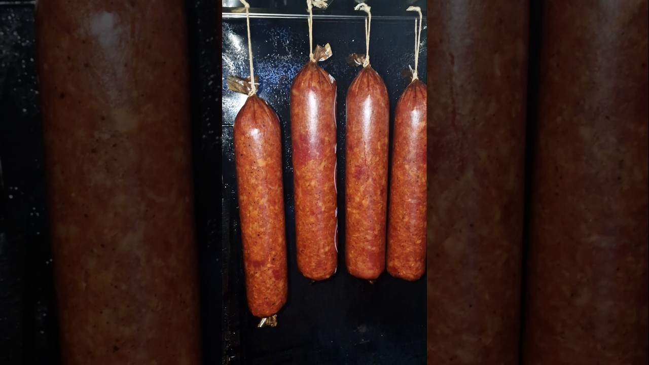 Tradycyjna domowa kiełbasa i smaki świata.