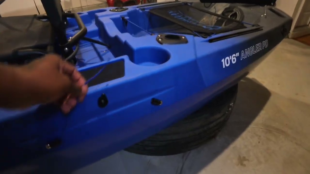 MEGELLAN OUTDOORS PRO 106 PEDAL DRIVE 