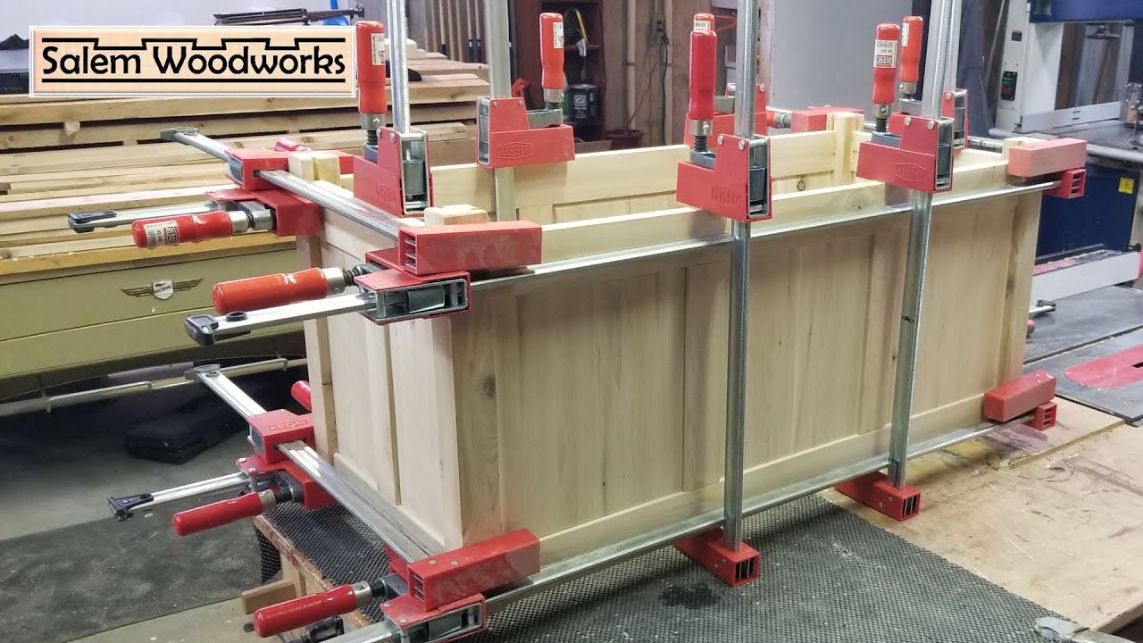 Building a cedar chest - solid wood, frame-and-panel