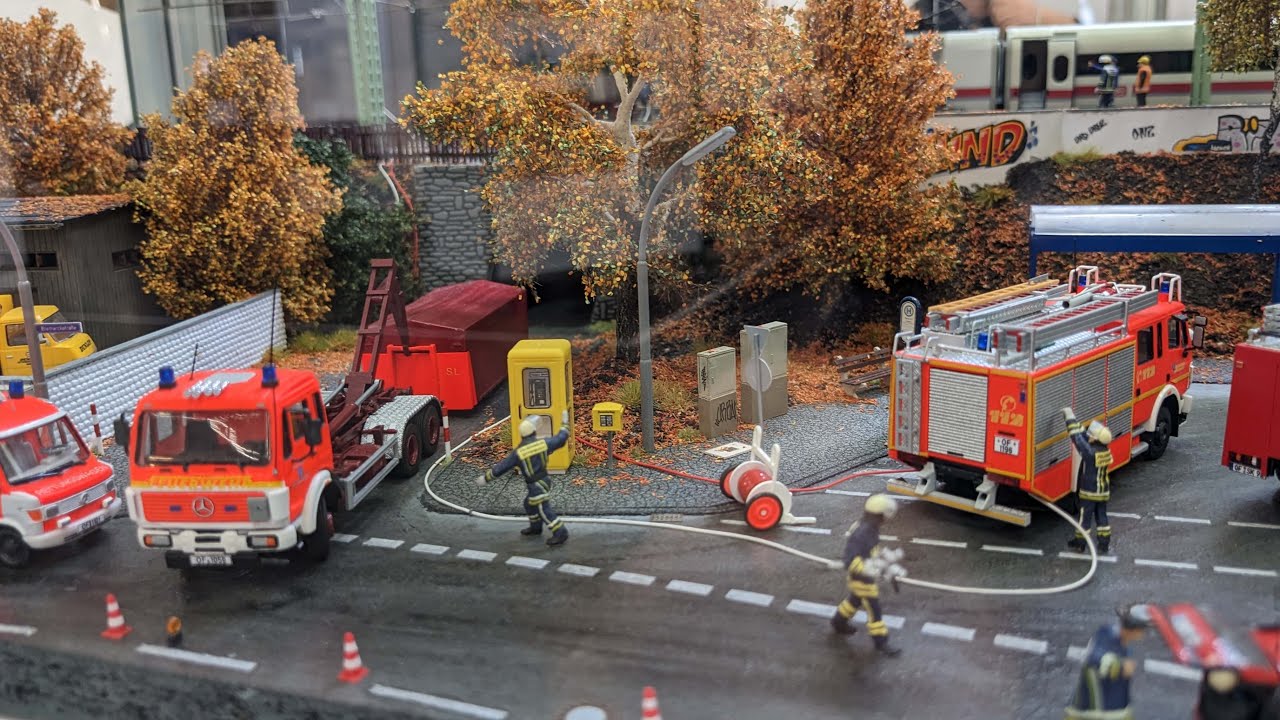 Feuerwehr, Rettung Polizei-Military-Dioramen usw. auf der Intermodellbau Dortmund 2023