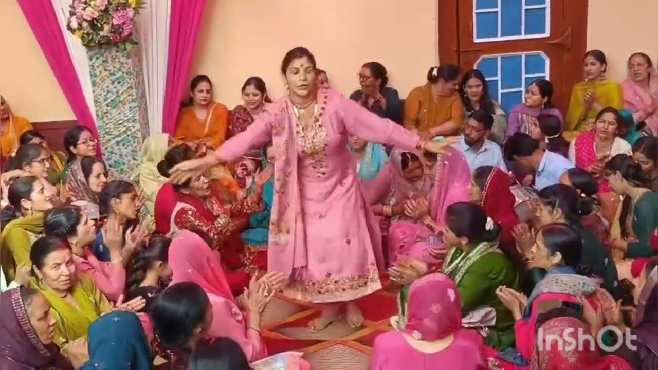 गल्ला संचिया सुनान लगी लोगों थोड़ा जा घोर करना 👍🤦‍♀️🙏🏽  #phadi life style blogs #pahadimarriageGidda