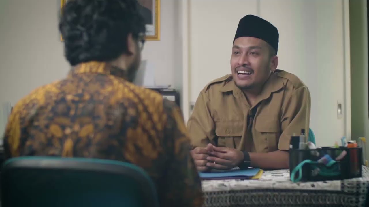 GAJI GURU HONORER - PAHLAWAN PERLU TANDA JASA