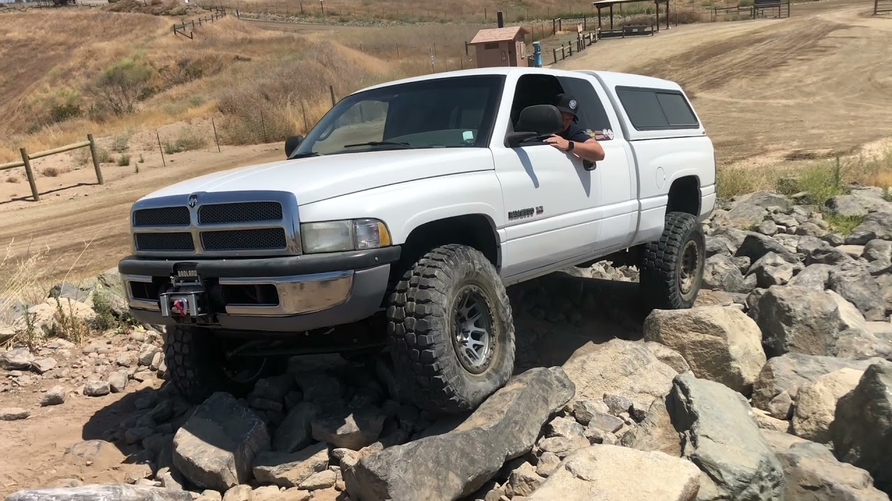 2nd Gen Dodge Ram Rock Crawling at Prarie City