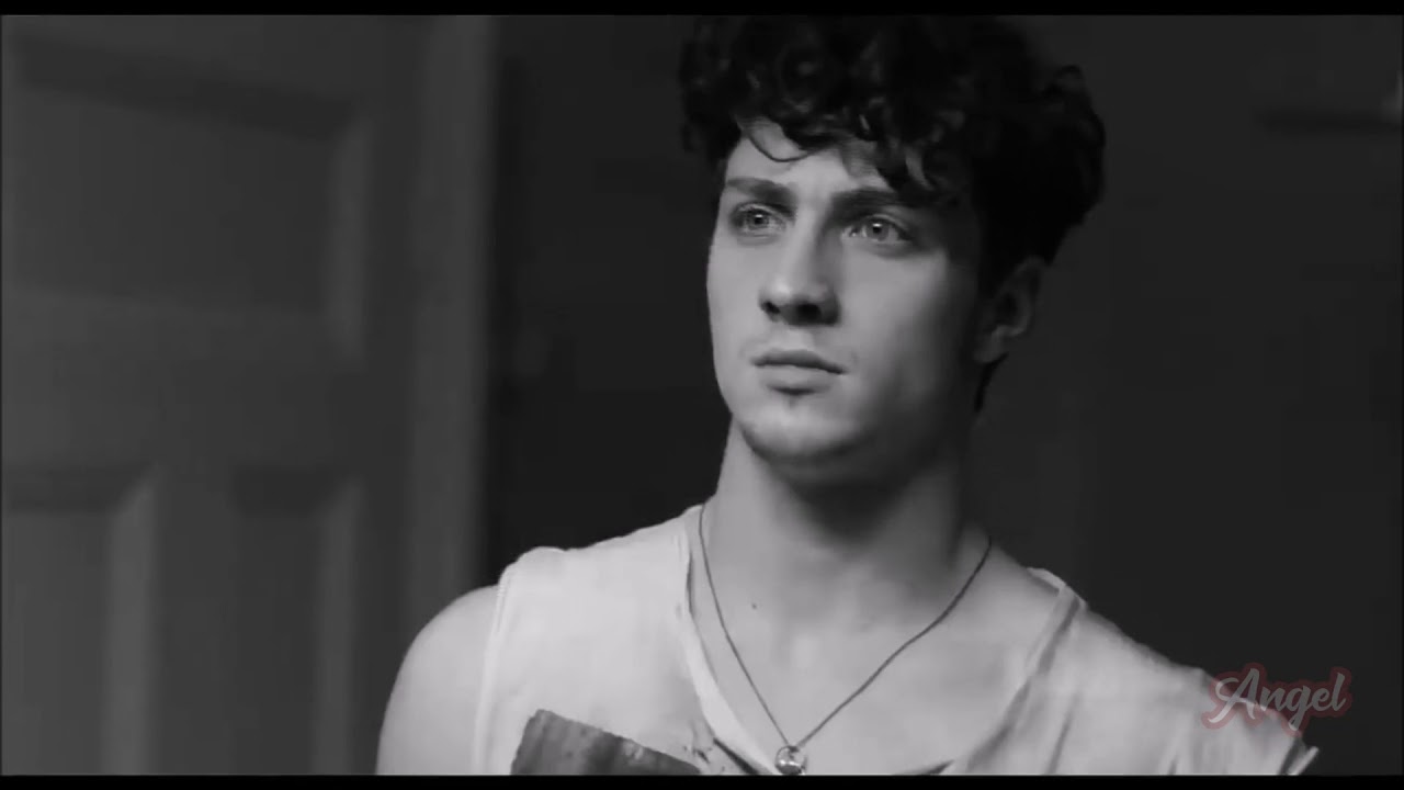 Aaron Taylor-Johnson - 4u