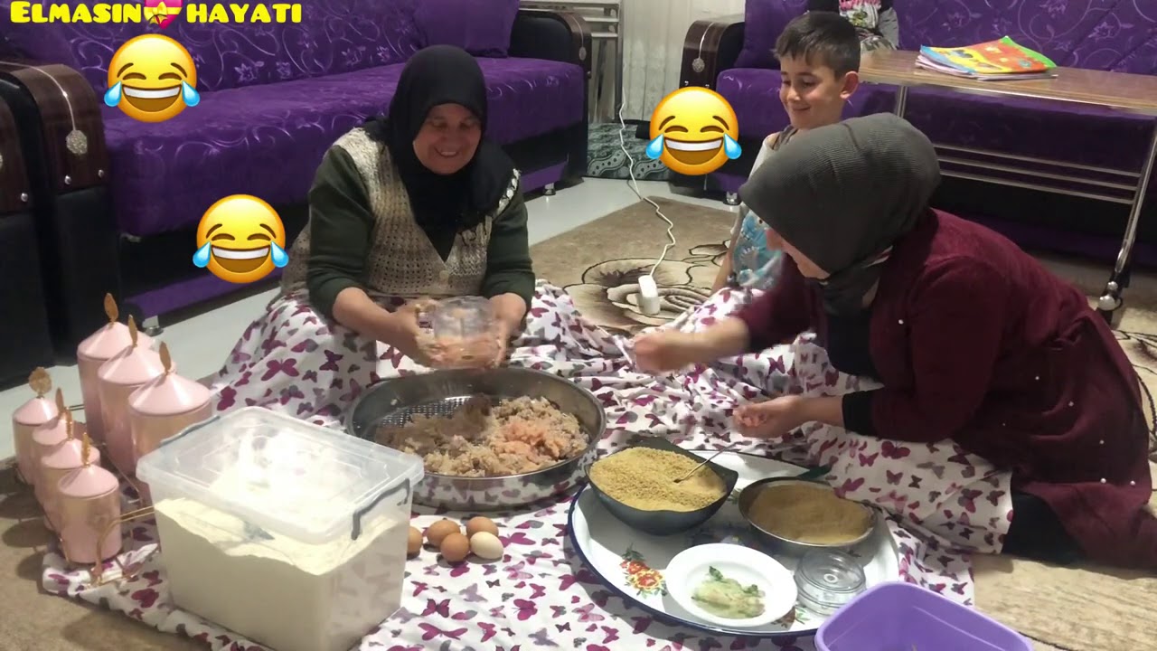 ANAM KÖFTE YORURDU👍🏻HEM KÖFTE YUVARLADIK HEM KÖMBE😋ELMASIN HAYATI VLOGLARI❤️BULGURLU KÖFTE TARIFI