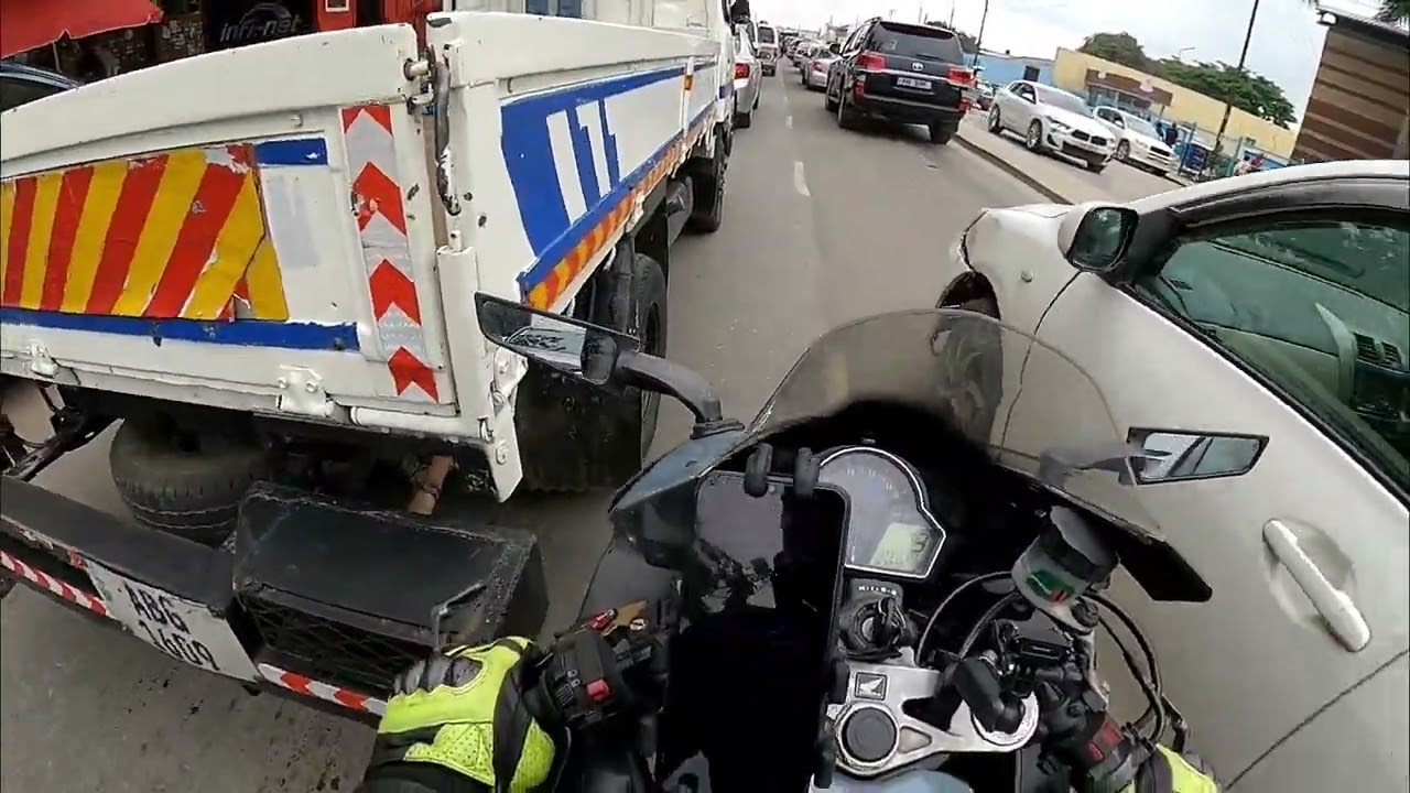 Riding in Lusaka CBD isn’t for everyone — it’s a skill. RAW footage only.