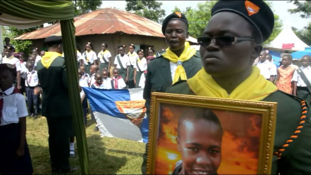 HOW THE ADVENTISTS SHOWS THEIR LAST RESPECT.