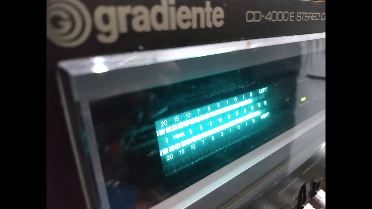 Consertos Vintage 022 - Gradiente CD4000E - (parte 02) - #0187