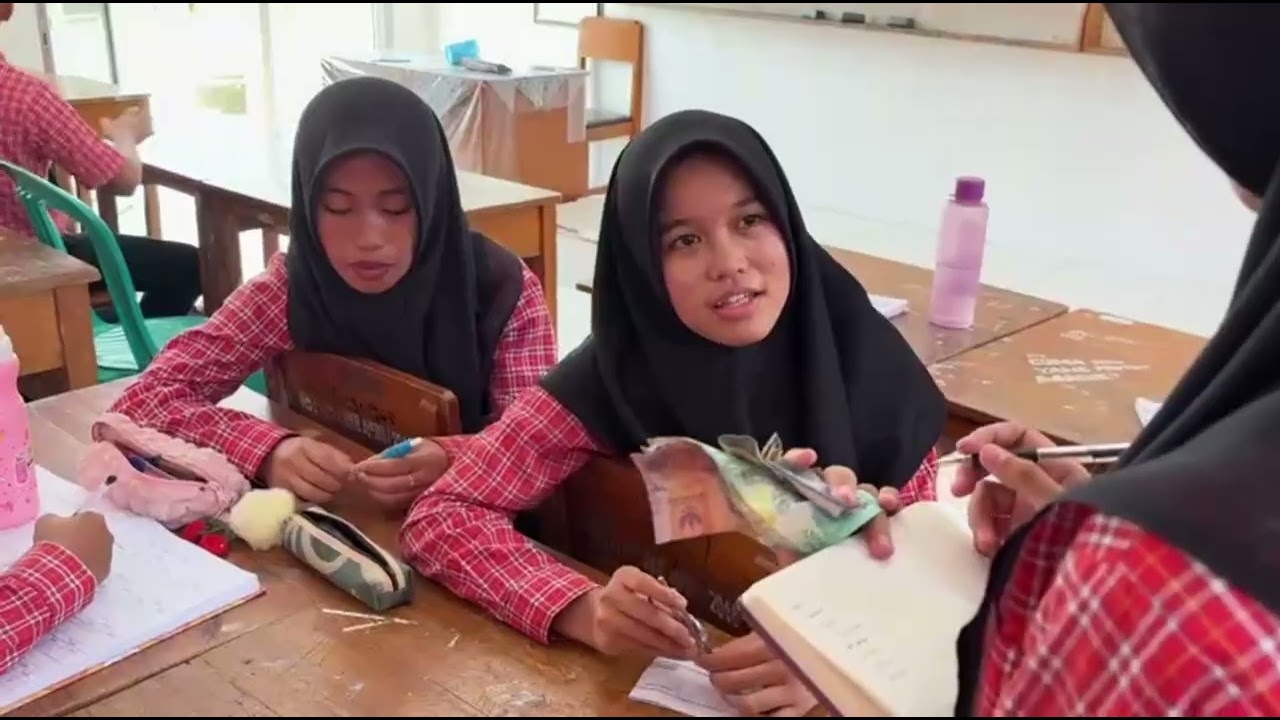 PRAKTIK KERJASAMA DALAM LINGKUNGAN SEKOLAH | XII.B (TWOPIECESFN) | PPKN