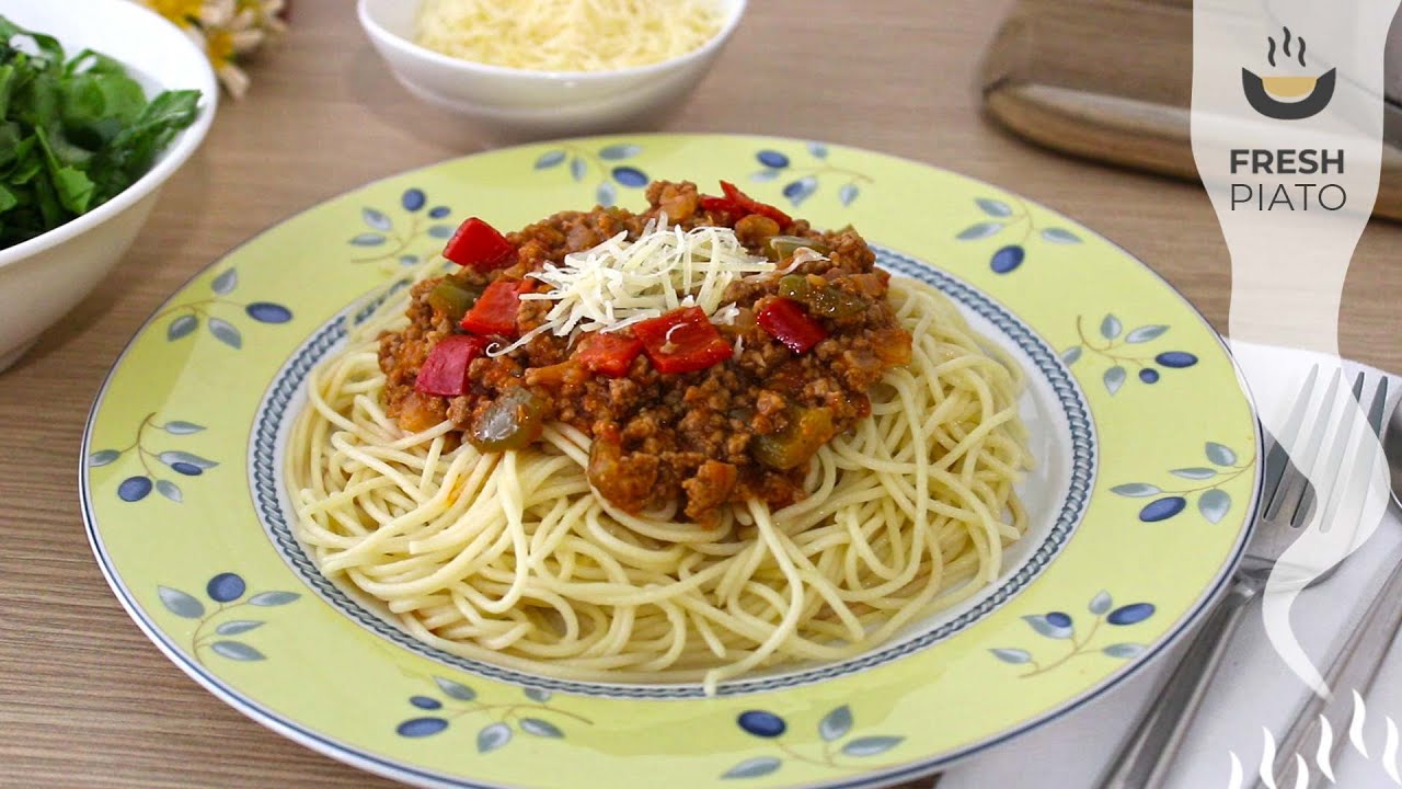Makaronia me Kima - A Greek style Bolognese that makes people happy with the 1st bite! | Fresh Piato