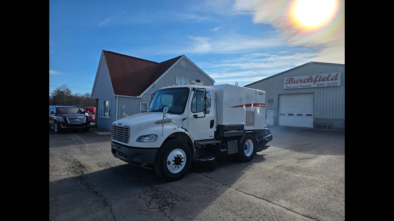 2006 Freightliner M2 Sweeper Truck w/ Elgin Broom Bear Sweeper