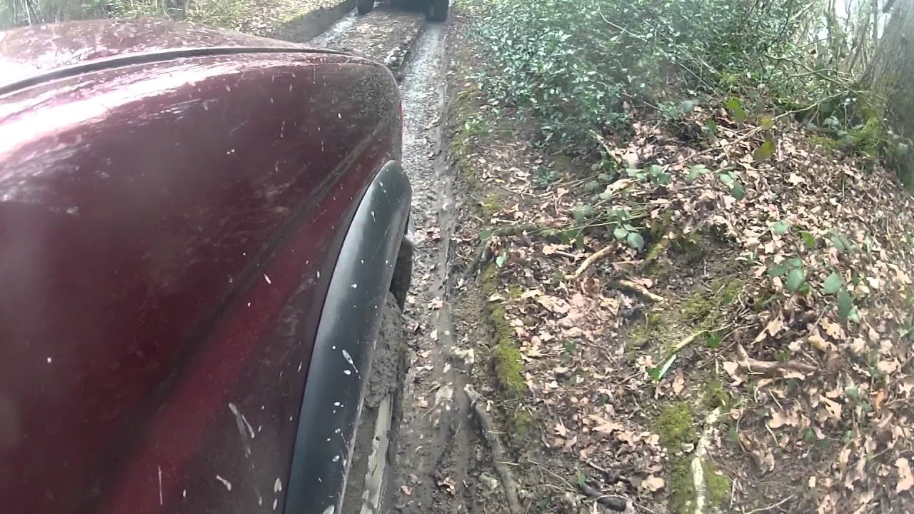 Landrover Discovery 2 TD5 offroad at Eastnor castle HD March 2012 part 2