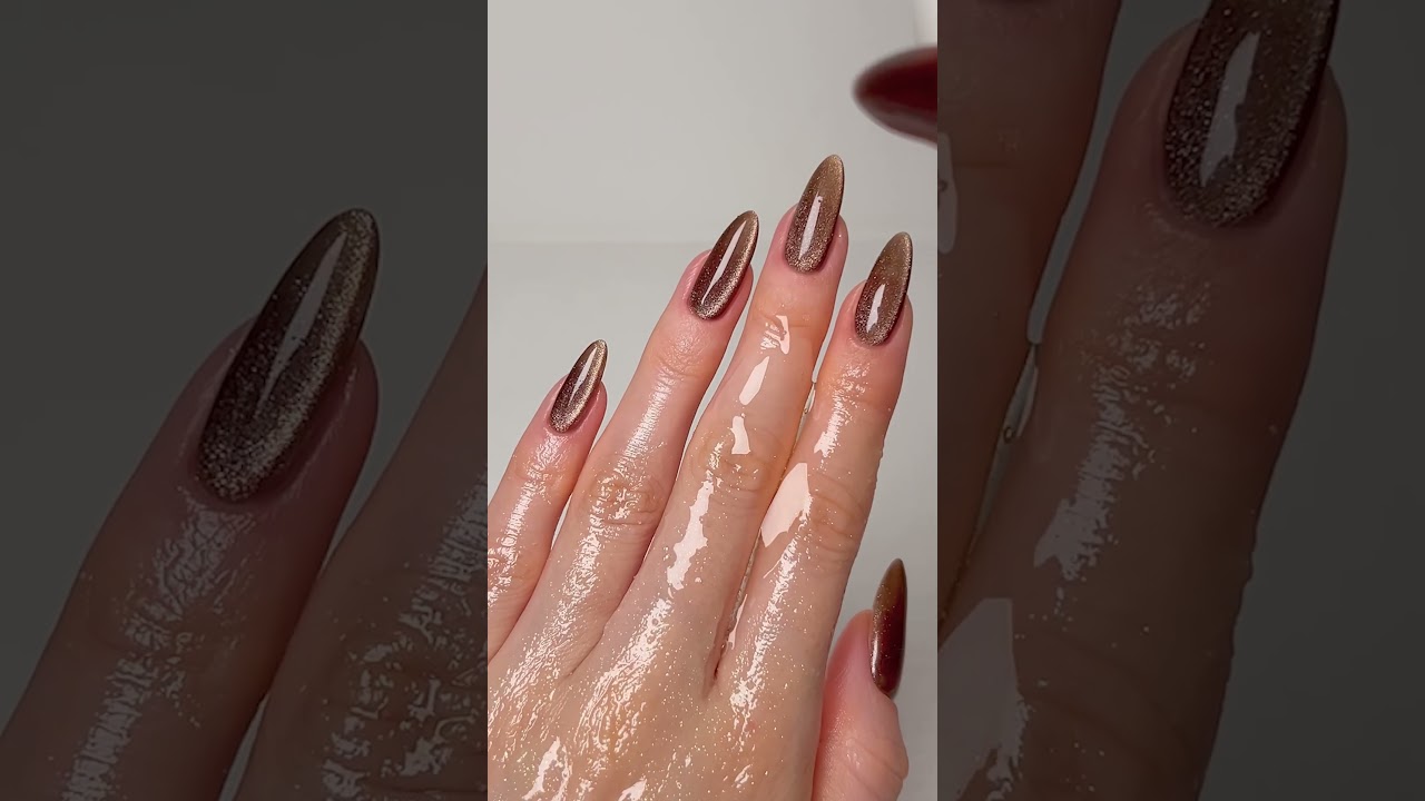 The Prettiest Brown Velvet Nails for Fall/ Autumn 🍂 | #nails #nailinspo