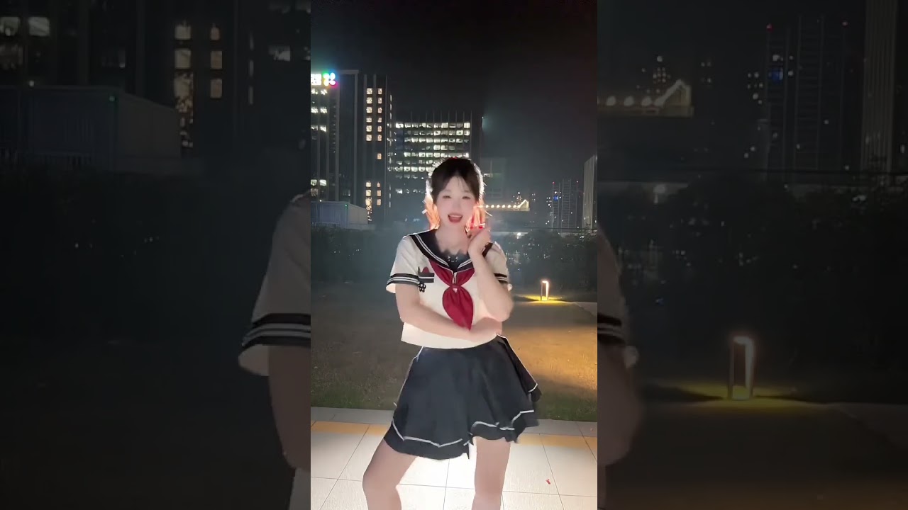 SK乌兰湖371 | Sailor uniform dance under city lights 🌃✨| 都市夜里的水手服舞蹈