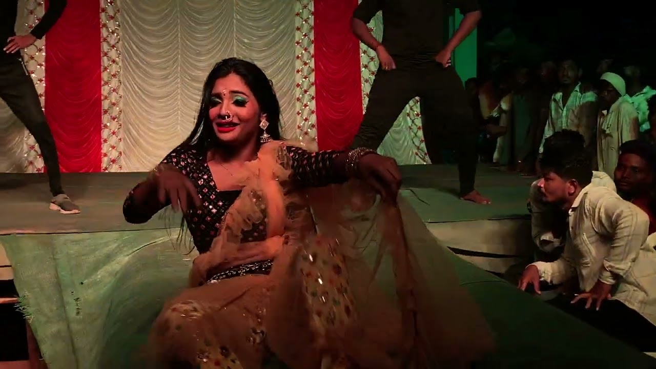 Miss Rashmi dance group. patlacha bailgada / contact number 9518751212