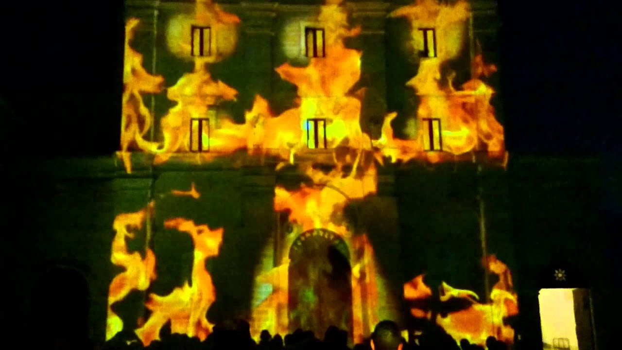 Basilica di Santa Maria di Leuca in fiamme