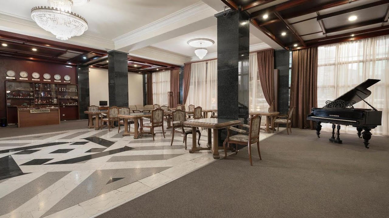 Ani Central Inn, Yerevan, Armenia | Travel With Yogeshwari