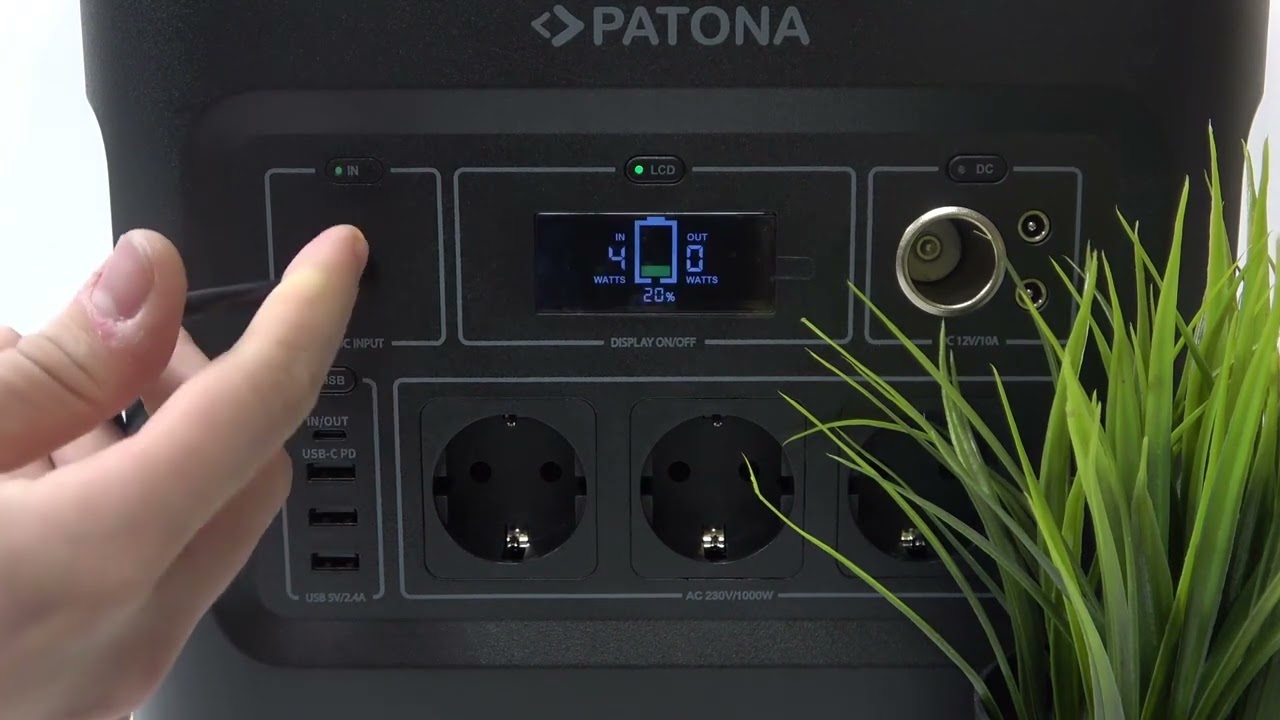 Wie lade ich die PATONA Power Station Autarc 1000 auf?