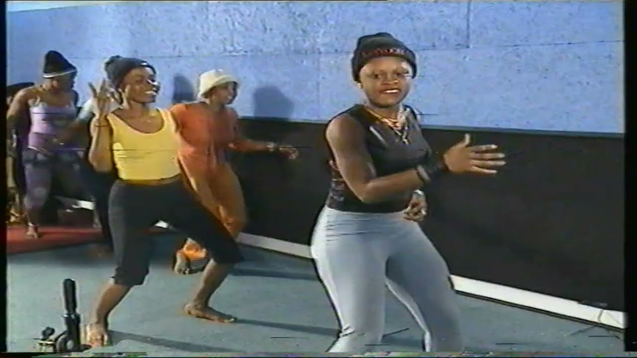 QUARTIER LATIN ACADEMIA NZUNGU EKOTOKO 2000