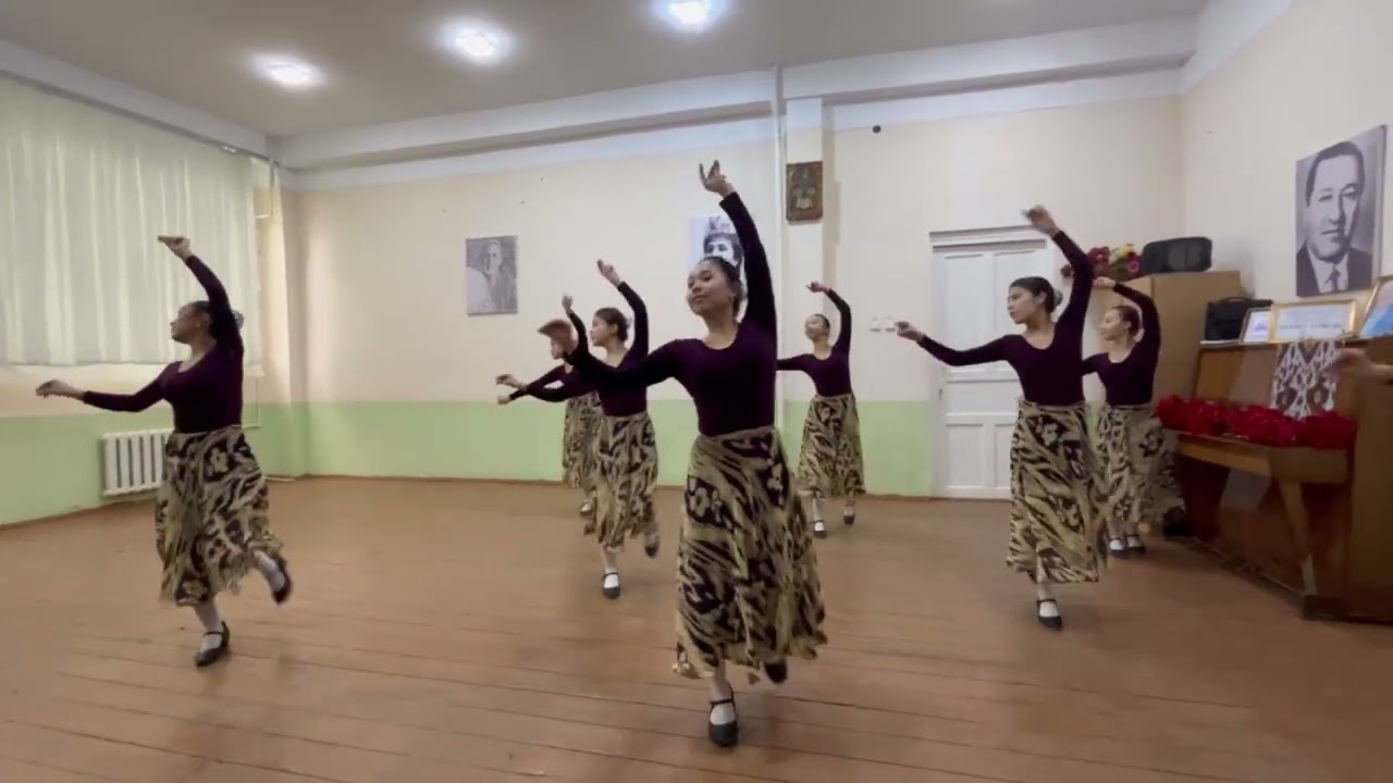 dance. Xorazm raqs maktabi.  