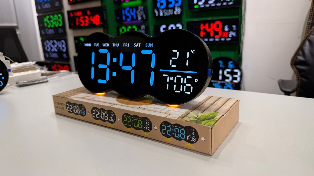 Cloud Inspired Silhouette – Modern LED Wall Clock With Ambient Light & Remote