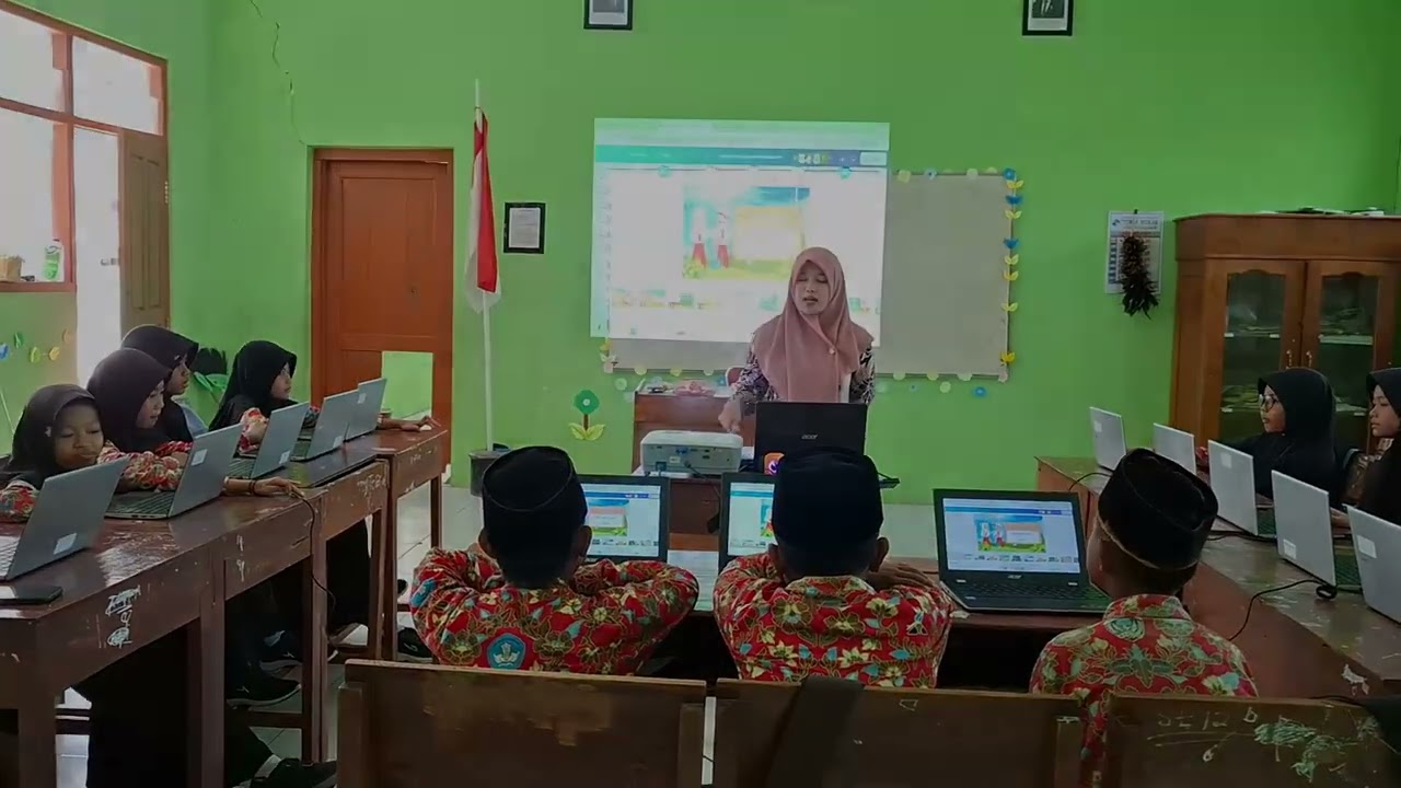 PPL 4 DENGAN PENDEKATAN TPACK by Febriyani Nur Savitri
