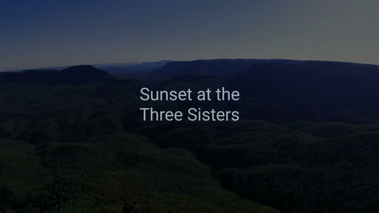 Afternoon at Echo Point and the Three Sisters, Blue Mountains, NSW, Australia 
